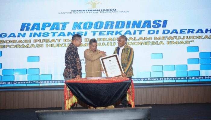 Pemkab Manggarai Raih 4 Penghargaan Bergengsi dari Kemenkumham NTT