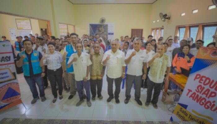 PLN UIP Nusra Hadir di Desa Tablolong dan Lifuleo, Bangun Ketangguhan Warga Rawan Bencana