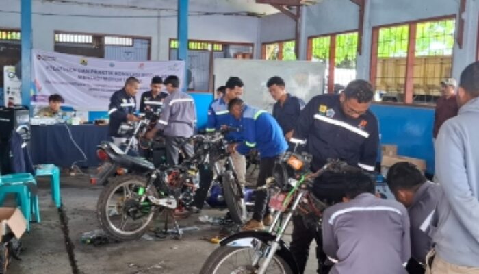Berkat Dukungan PLN Uip Nusra, SMK Aloisius Ruteng Jadi Pelopor Konversi Motor Listrik di NTT