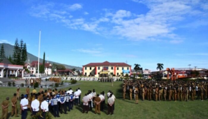 Bupati Manggarai Dorong Optimalisasi Lahan Pemerintah Lewat Kerja Bakti ASN