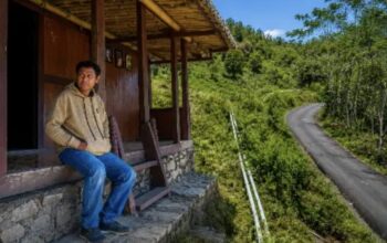 Bangun Jalan Akses PLTP Mataloko, GM PLN Pastikan Infrastruktur Turut Mendorong Ekonomi Warga