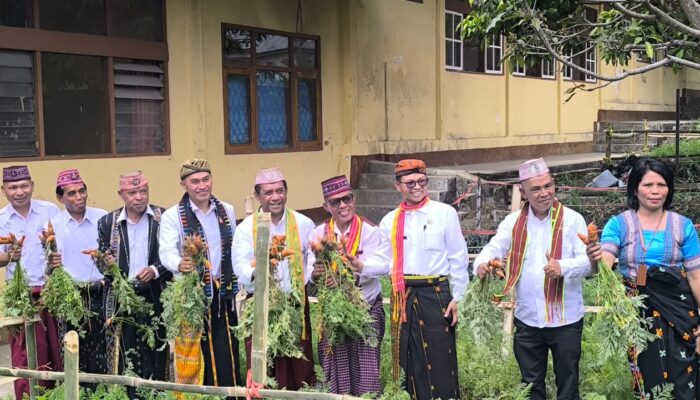 Pemkab Manggarai Beri Perhatian pada Green School SMPN 2 Langke Rembong