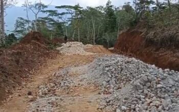 Jalan Nceang- Lopa Dibangun, Warga Golo Leda Apresiasi Pemkab Manggarai Timur